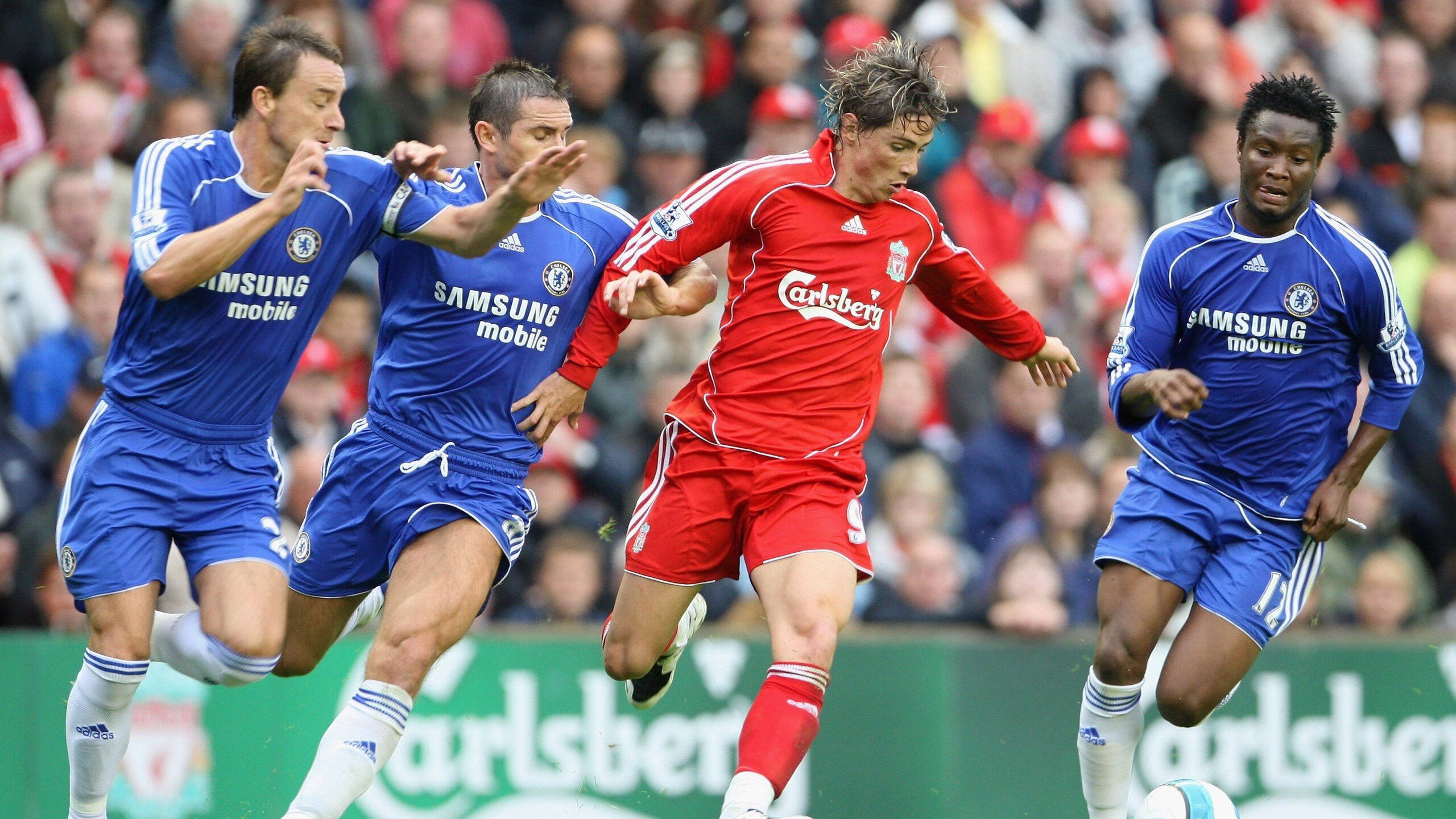 爱游戏在线-弗拉霍维奇，从F1赛道到金字塔尖，一位射手的双线征服